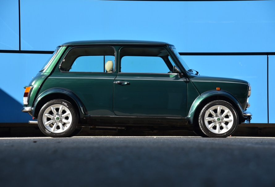 Mini Knightsbridge Final Edition