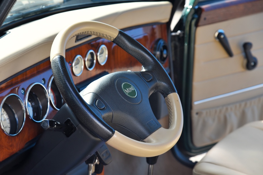Mini Knightsbridge Final Edition