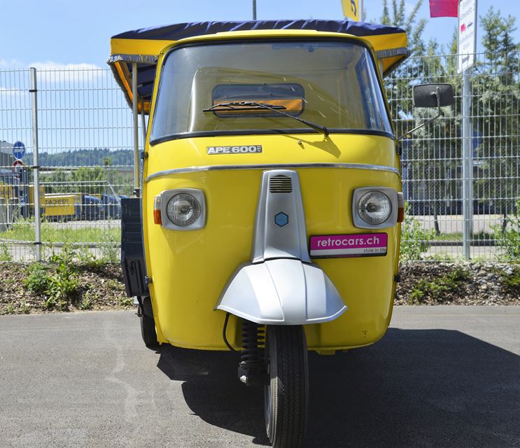 Piaggio Ape Calessino