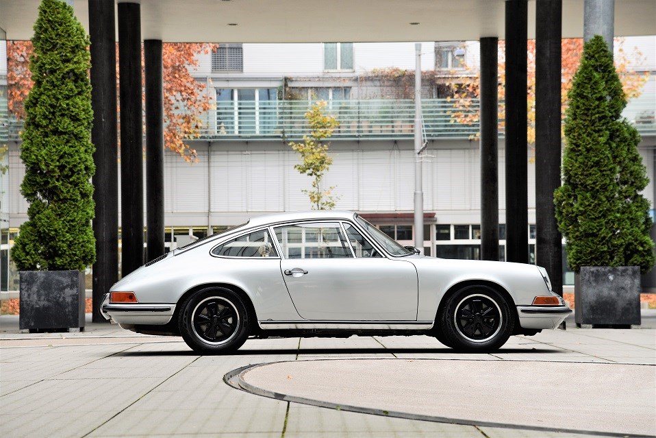 Porsche 911 2.2s