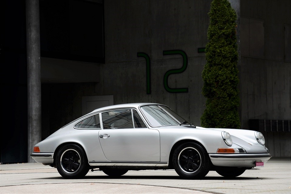 Porsche 911 2.2s