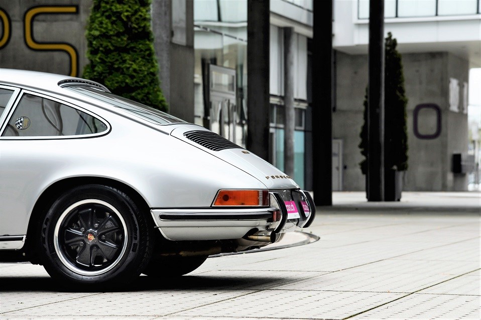 Porsche 911 2.2s