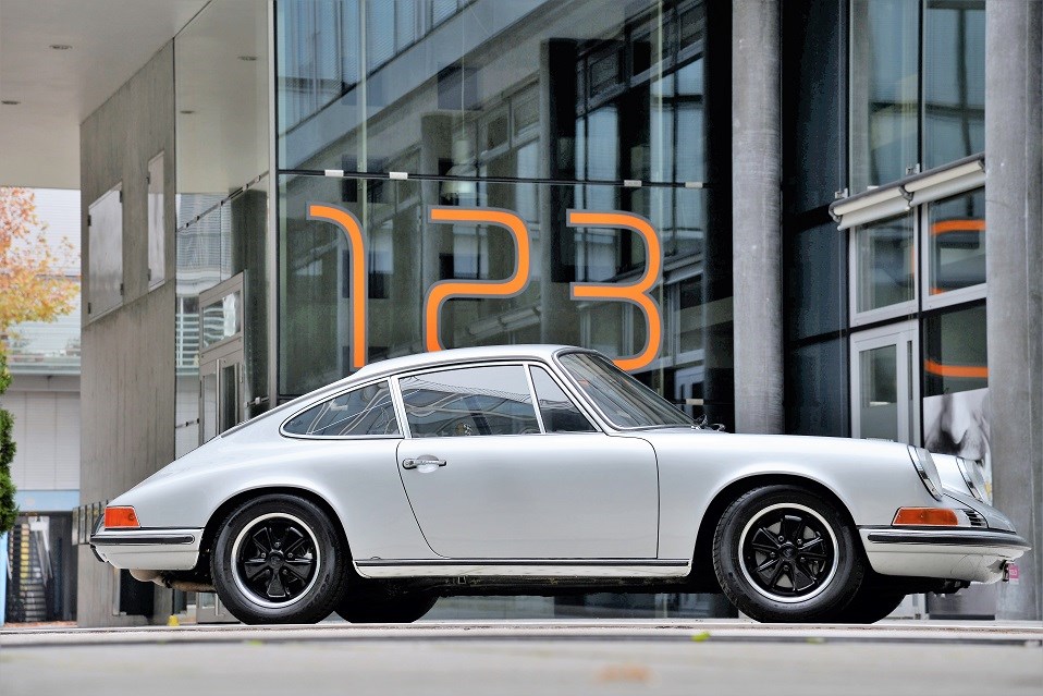 Porsche 911 2.2s