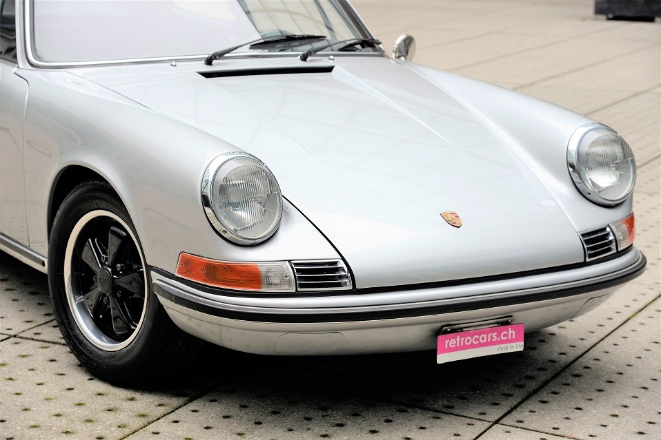 Porsche 911 2.2s
