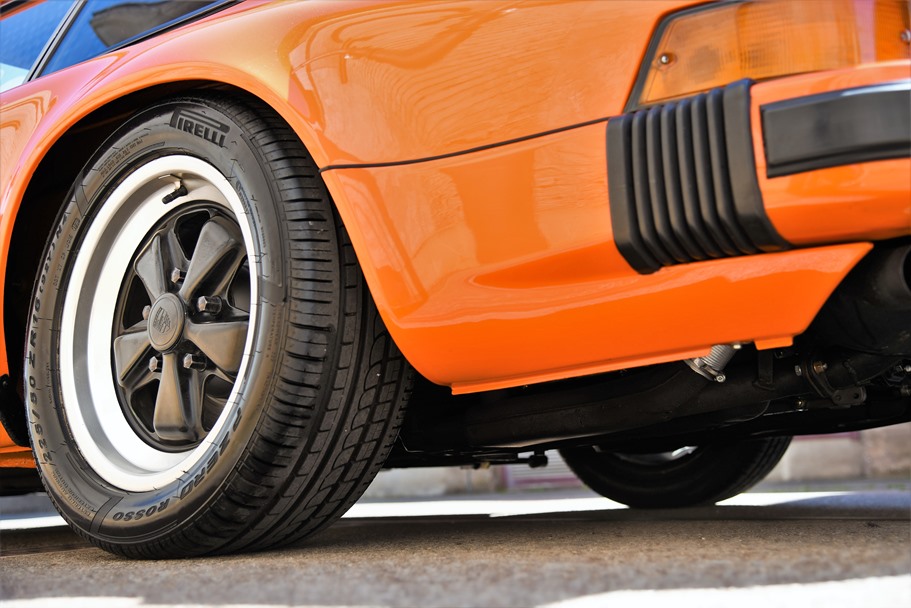 Porsche 911 2.7 MFI