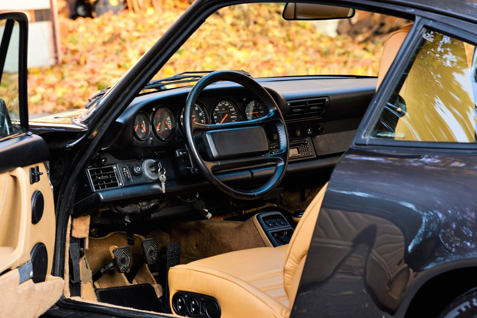 Porsche 911 Carrera 4