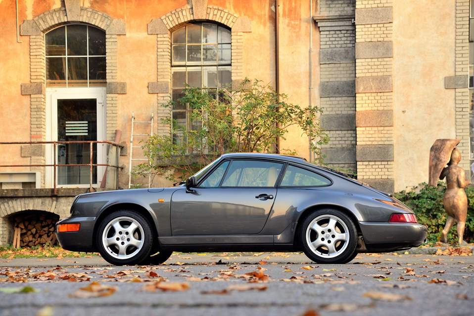 Porsche 911 Carrera 4
