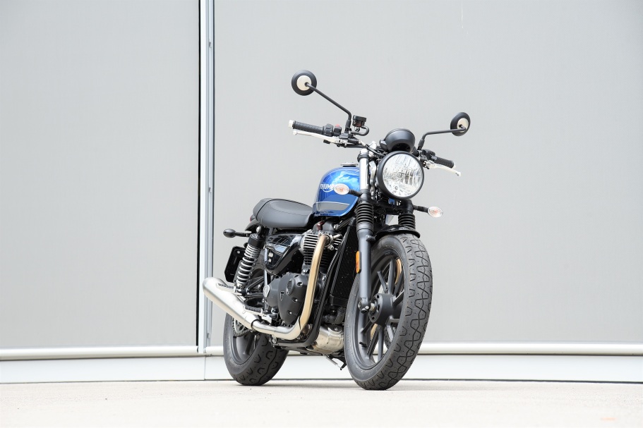 Triumph Steet Twin