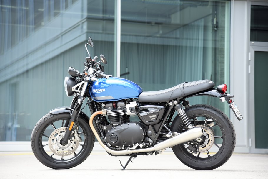 Triumph Steet Twin