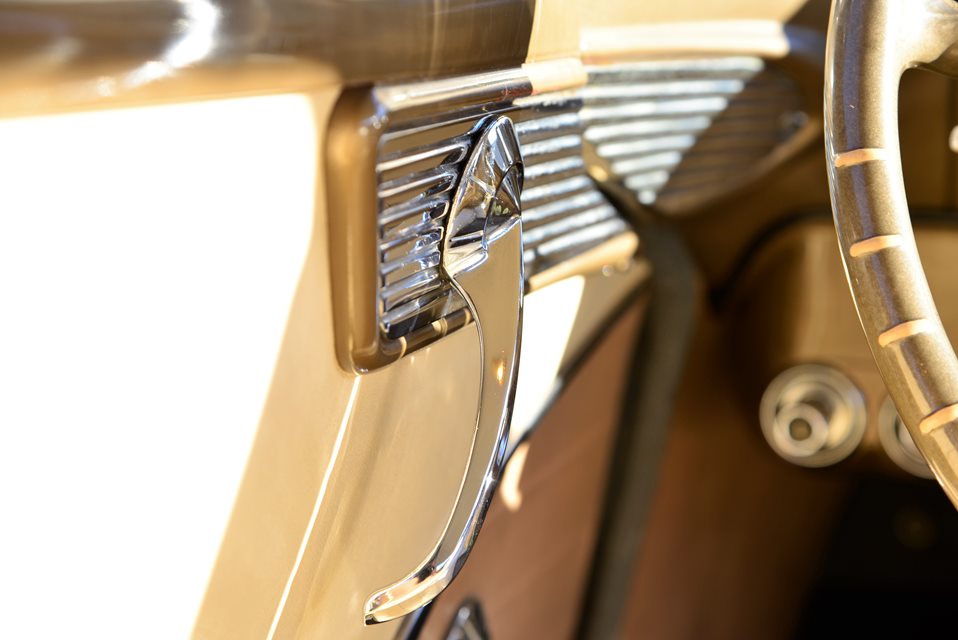 Vauxhall Victor FD Super