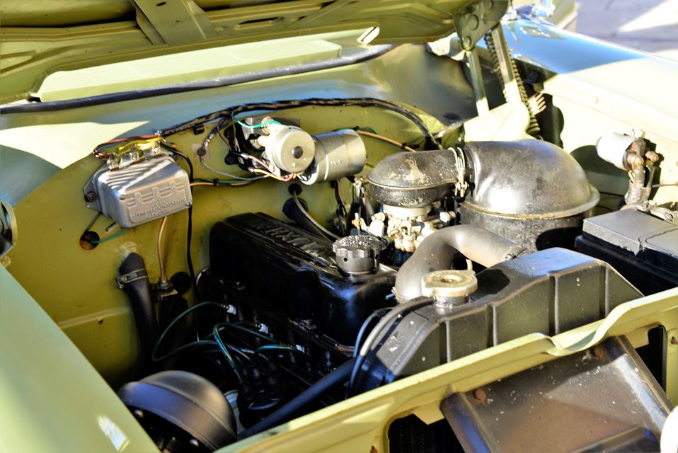 Vauxhall Victor FD Super